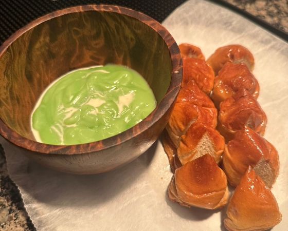 Image: Pandan Custard Bun